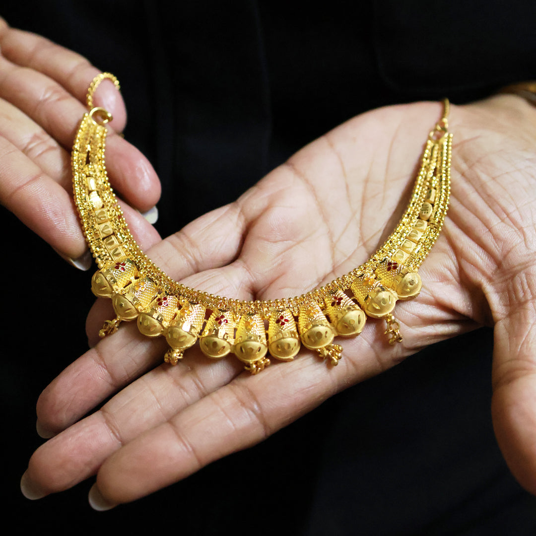 Gold plated short antique necklace set