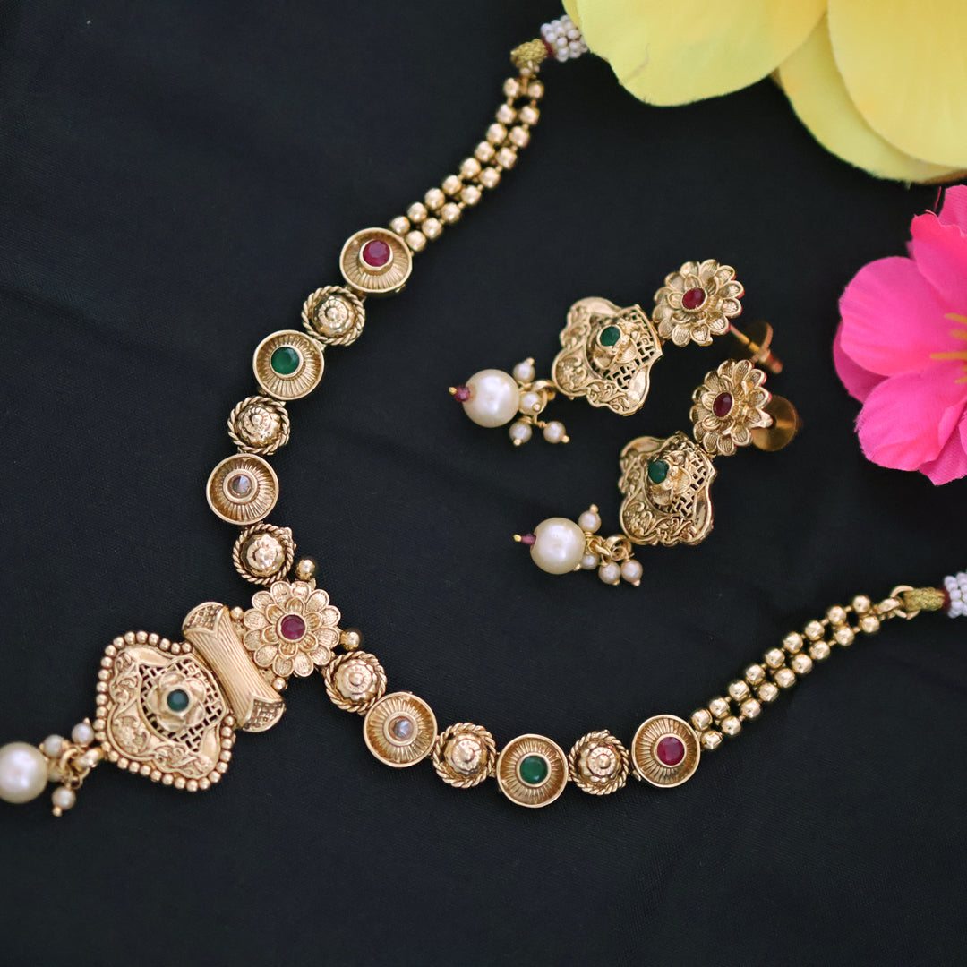 Golden royal necklace