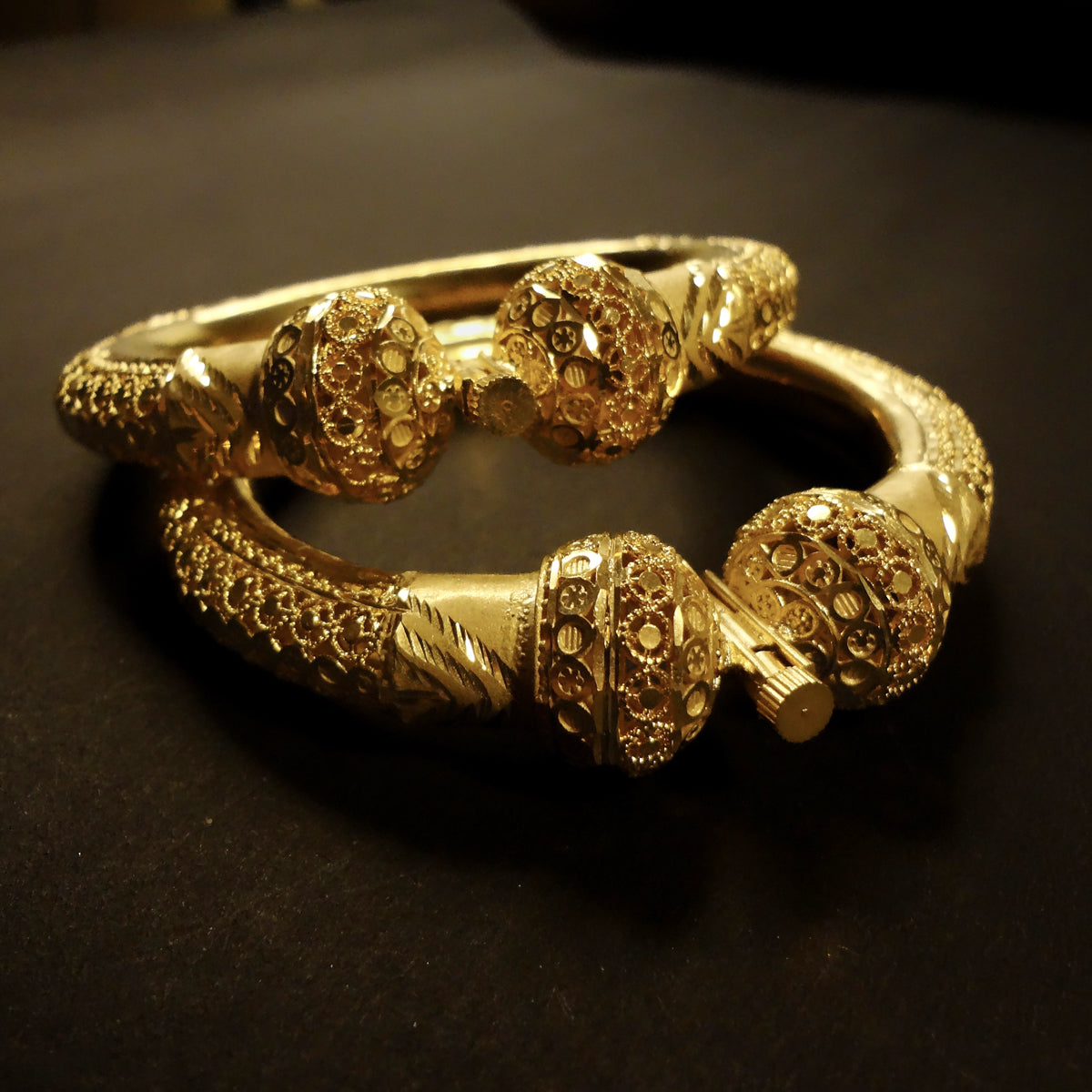 Gold plated premium bangles