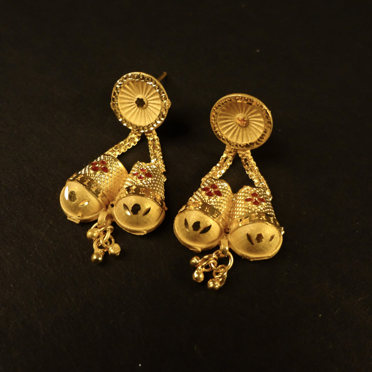 Gold plated short antique necklace set