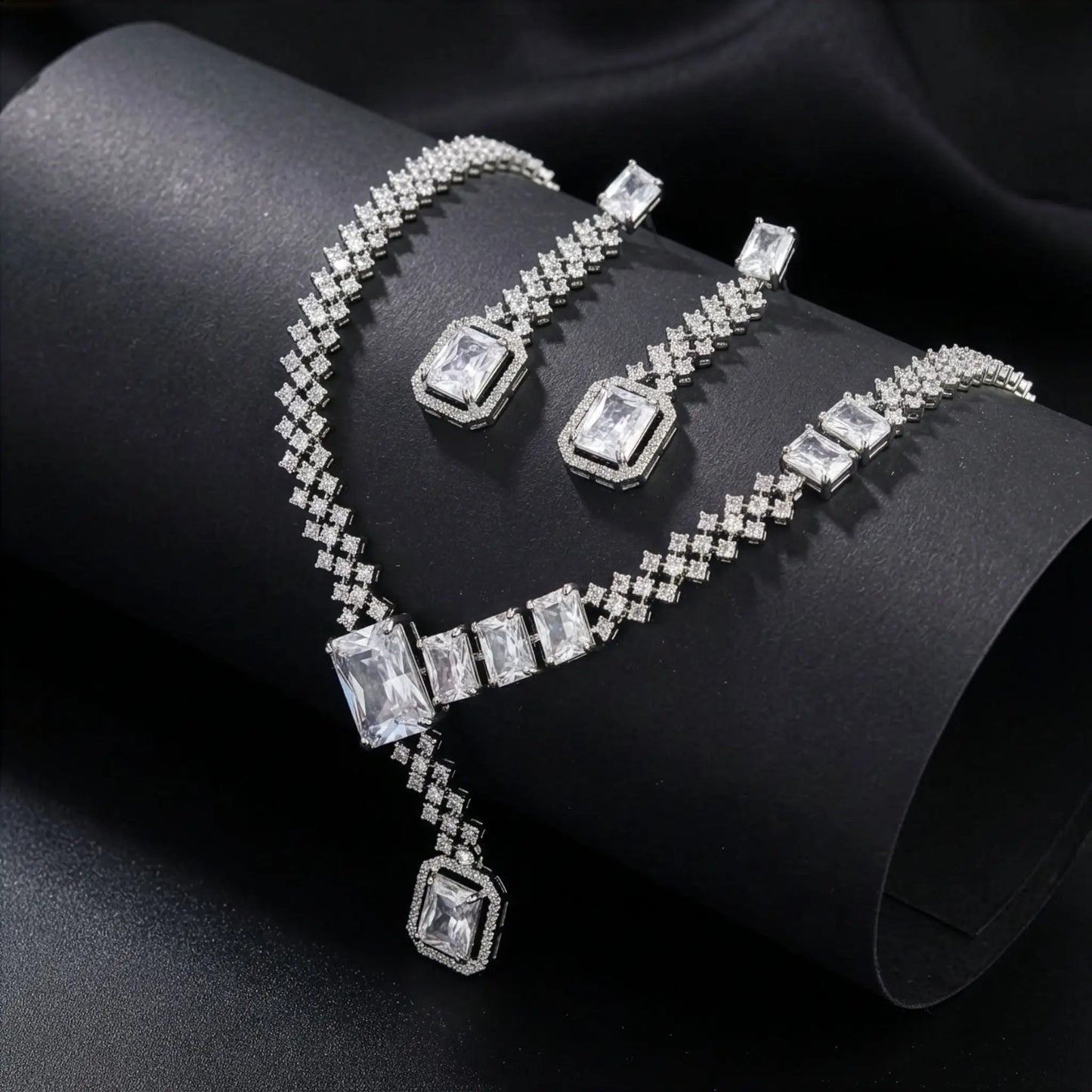 Diamond Prism Royal Necklace Set
