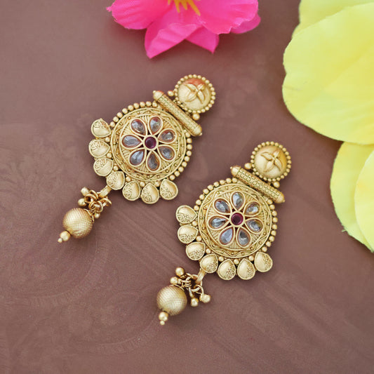 Manvi gold plated stone necklace