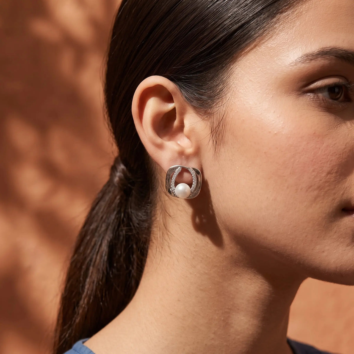 Vortex Pearl Stud Earrings